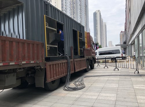 江口冷却液不足的情况下如何检查柴油发电机组？