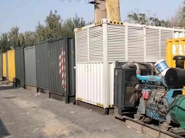 江口200KW柴油发电机机组每小时油耗是多少？